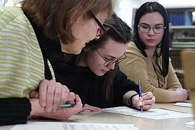 Образовательный проект \"Искусство и тайны ручного письма\" прошел в НББ