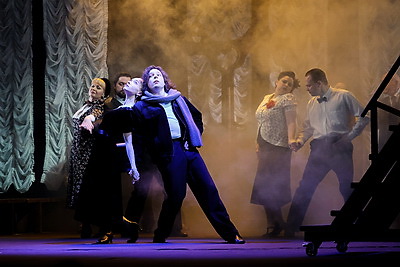 Владимирский академический театр драмы представил спектакль \"Черные доски\" на театральном форуме \"M.@rt.контакт\"