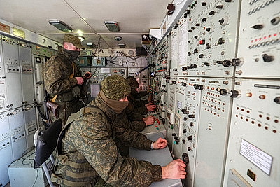 Подразделение 15-й зенитной ракетной бригады заступило на боевое дежурство во время проверки готовности