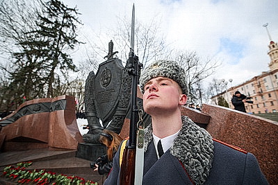 В Минске почтили память погибших при исполнении служебного долга сотрудников милиции