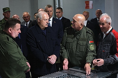 Лукашенко об отечественном стрелковом оружии: это очень важно, это основа любой армии