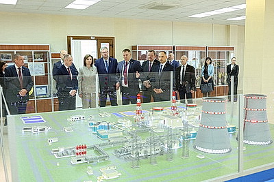 Кочанова посетила БелАЭС и ознакомилась с инфраструктурой Островца