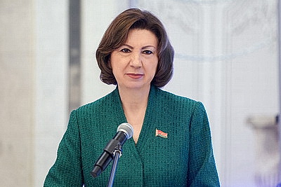 \"Женская энергия для большого дела\". Молодежный женский форум проходит в Минске