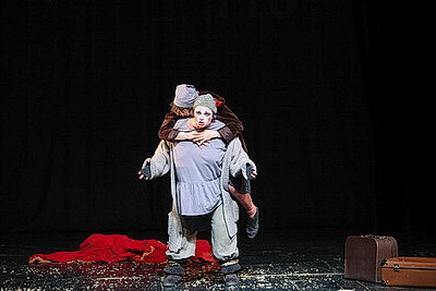 Театр юных зрителей им. А.А.Брянцева представил на \"M.@rt.контакт\" спектакль \"Красавица\"