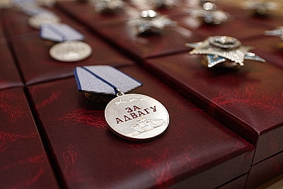 Праздник тех, кто является оплотом мира и стабильности. Лукашенко про День защитников Отечества и ВС