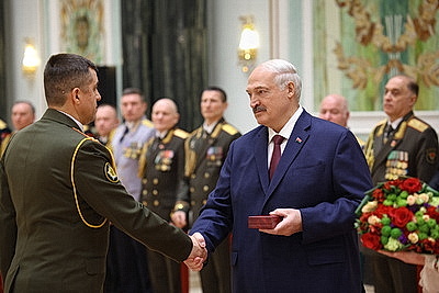 Праздник тех, кто является оплотом мира и стабильности. Лукашенко про День защитников Отечества и ВС