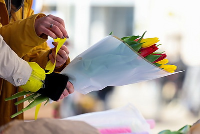 Атмосфера на улицах белорусских городов в преддверии 8 Марта