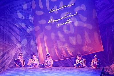 \"Здесь рождается диалог\". В Могилеве торжественно открыли молодежный театральный форум \"М.@rt.контакт\"