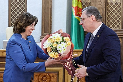 С деятельностью Верховного Суда ознакомились члены Совета Республики