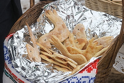 Старинный обряд \"Чырачка\" провели в агрогородке Тонеж