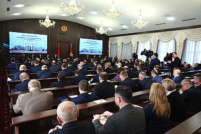 Лукашенко принял отчет правительства за 2025 год