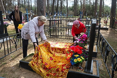 Православные верующие отметили Радуницу