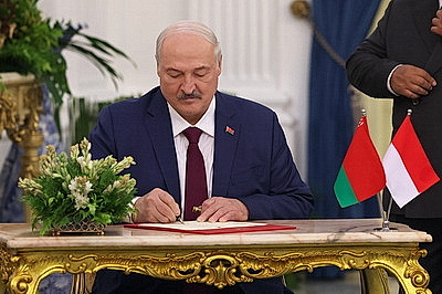 Встреча президентов Беларуси и Индонезии проходит в Джакарте