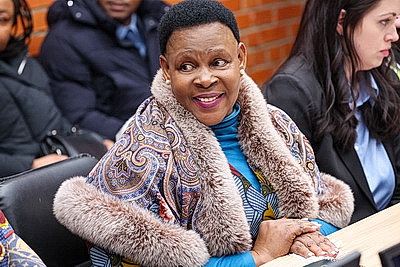 Парламентская делегация Зимбабве посетила РНПЦ \"Мать и дитя\" и МТЗ