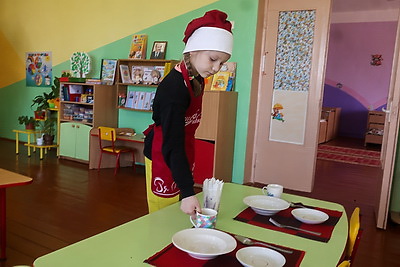 \"Хочется всем показать, как мы живем\". Как Новые Самотевичи развиваются спустя 40 лет после ЧАЭС