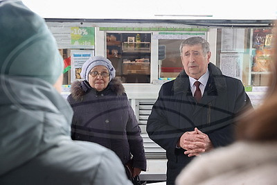 Русый о работе автолавок и сельмагов: люди должны иметь возможность купить все, что они хотят