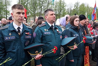 Памятник на братской могиле после реконструкции открыли в Витебском районе