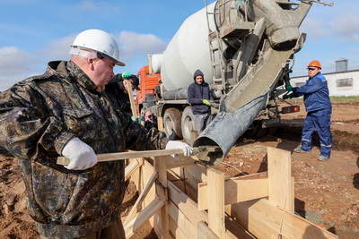 Республиканский субботник: помощь в возведении МТК оказали в Витебском районе