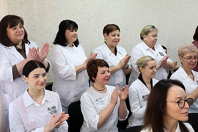 Двум учреждениям здравоохранения Витебска передали аппараты ИВЛ от Белорусского фонда мира