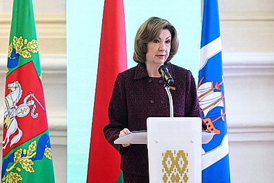 \"Разговор о важном\": укрепление институтов семьи обсуждают участники международного форума в Полоцке