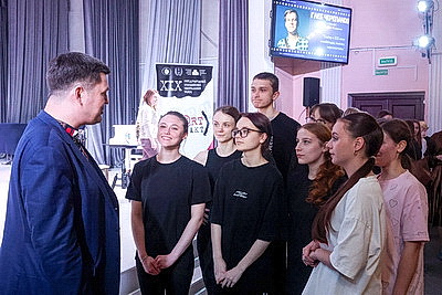 Спецпрограмма \"М.@rt.контакта\": российский режиссер провел мастер-класс для творческой молодежи Могилева