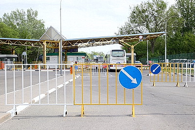 Обновленную зону ожидания открыли перед пунктом пропуска \"Брест\"