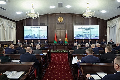 Лукашенко принял отчет правительства за 2025 год