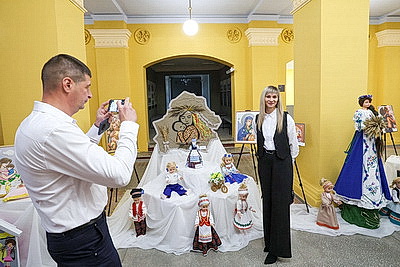 Форум \"Разговор о важном: счастливая семья - сильное государство\" проходит в Полоцке