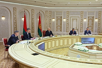 Лукашенко: Беларусь готова создавать совместные предприятия с Мурманской областью