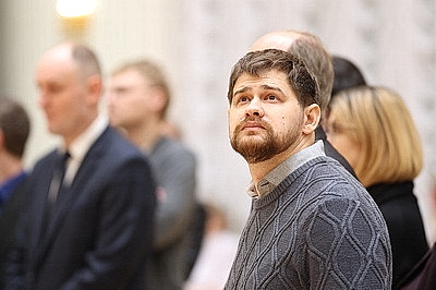 Для научных сотрудников НАН и представителей БГЭУ провели экскурсию во Дворце Независимости