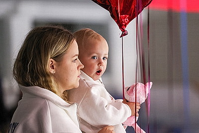 \"Юность\" всухую победила \"Металлург\" в первом матче полуфинала хоккейной экстралиги