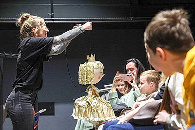 Место, где оживают куклы. Что ждет зрителей в Белорусском государственном театре кукол?