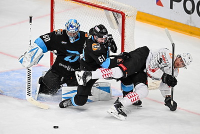 Минские динамовцы в овертайме дома уступили \"Авангарду\"