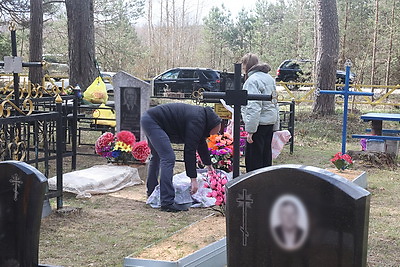 Православные верующие отметили Радуницу