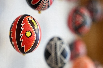 В музее Якуба Коласа представили искусство росписи яиц