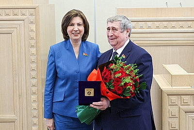 В Минске проходит заседание четвертой сессии Совета Республики