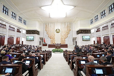 Правительство Беларуси работает над модернизацией системы пособий по уходу за ребенком