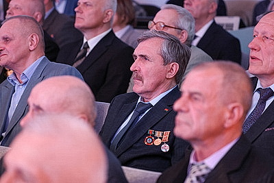 Исаченко встретился с участниками ликвидации последствий аварии на ЧАЭС