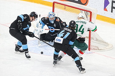 Минские динамовцы повторно проиграли \"Ак Барсу\" в четвертьфинале Кубка Гагарина