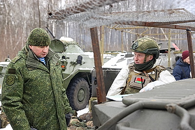 Соединение сил спецопераций в Бресте приведено в повышенную готовность во время проверки ВС