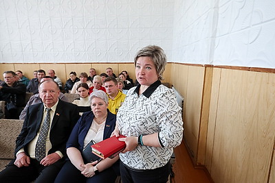 Перспективы развития молочного комбината и агропредприятия: Кочанова посетила Полоцкий район