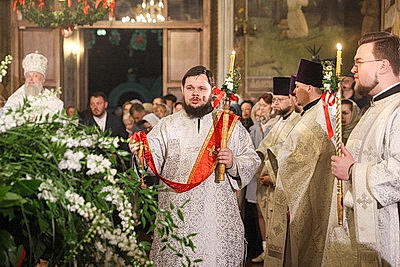 Православные верующие отмечают Пасху