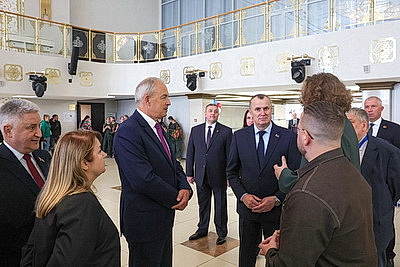 \"Молодежь - за Союзное государство\". Сергеенко и Исаченко встретились с творческой молодежью