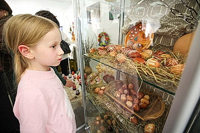 В Минске на выставке \"Пасхальные мотивы\" впервые представили коллекцию писанок