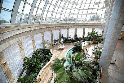 Представители предприятий-резидентов и сотрудники администрации СЭЗ \"Минск\" посетили Дворец Независимости