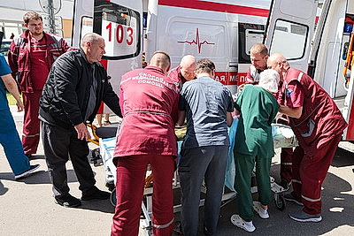 Пять пострадавших в Брянской области детей доставлены в РНПЦ детской хирургии