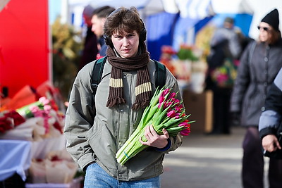 Атмосфера на улицах белорусских городов в преддверии 8 Марта