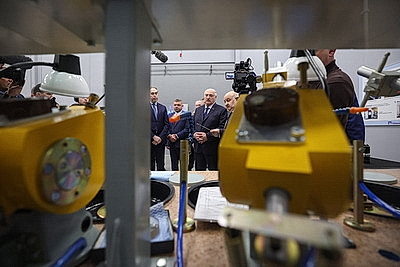 Лукашенко в Минске дал старт работе уникального производства в сфере микроэлектроники