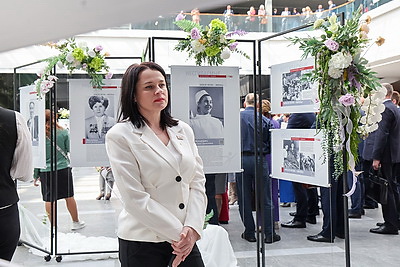 В съезде партии \"Белая Русь\" участвуют около 600 делегатов со всей страны