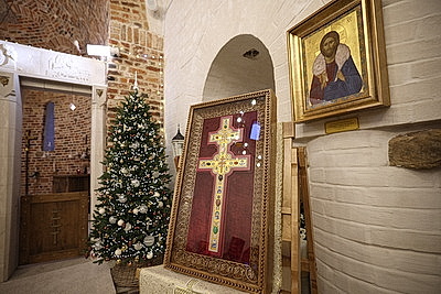 Лукашенко зажег рождественскую свечу в храме в Минском районе